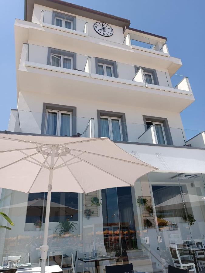 Hotel Brienz Bellaria-Igea Marina Exterior photo